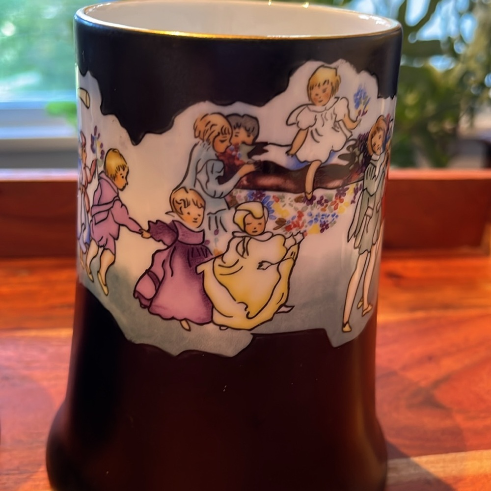 2 IDA LINDSEY MUGS WITH “FOLLOW ME”IMAGE FROM 1917 - Picture 5 of 14